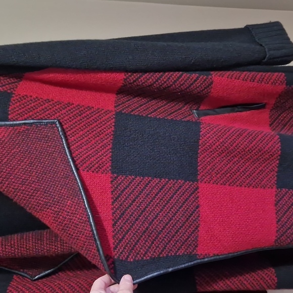 Long black and red sweater/cardigan with leather detailing around neckline - Picture 3 of 6